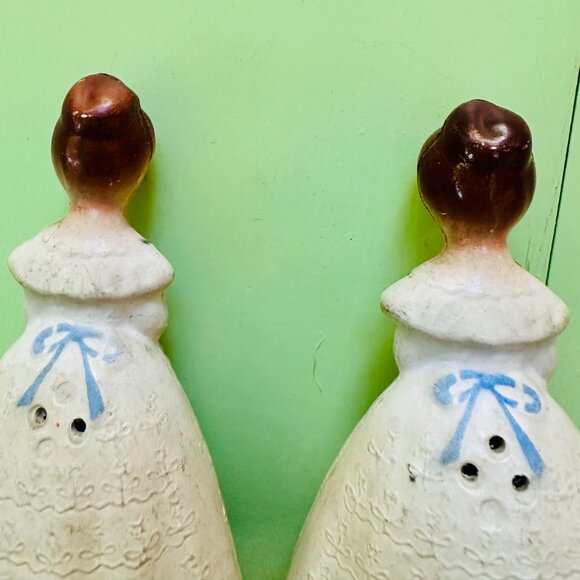 Vintage 60s Salt and Pepper Shakers Praying Girls Thanksgiving Decor Enseco - Picture 12 of 12